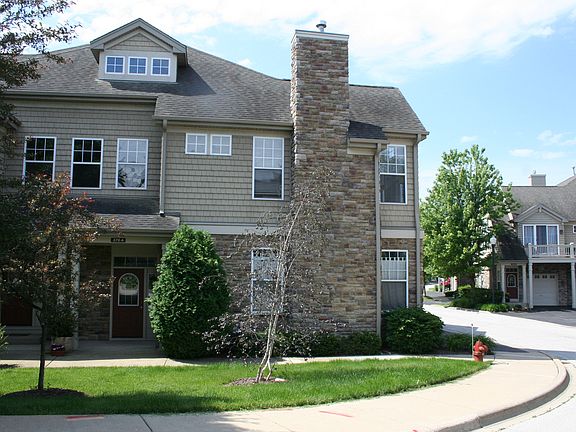 2nd image of 370 Sundown Ct N #A