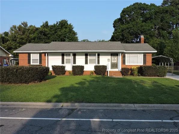 1310 Berkshire Rd, Fayetteville, NC 28304