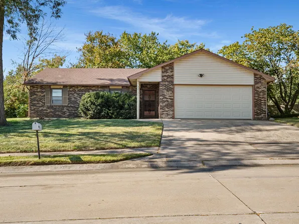 2013 Bridgewater Dr, Columbia, MO 65202