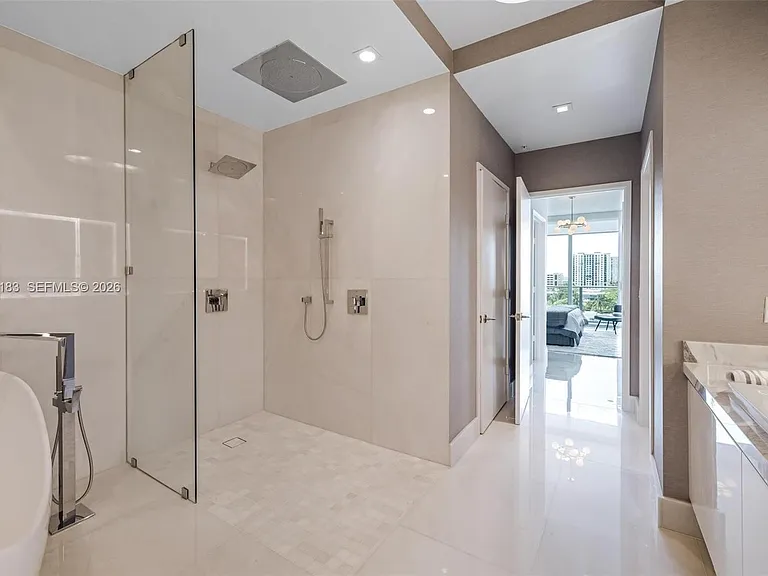 330 Sunny Isles Blvd #5-506 — Photo 40