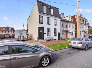 1348 Vernon St, Harrisburg, PA 17104