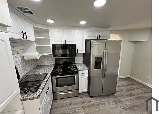 349 San Diego St — Photo 18