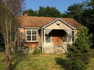 446 North Ave, Brodnax, VA 23920