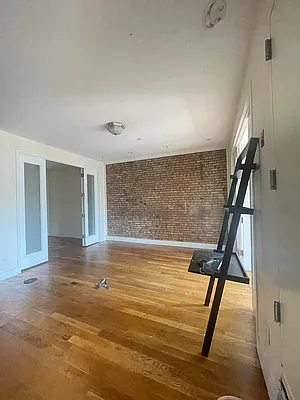 Rented by Cityside Rentals Corp | media 6