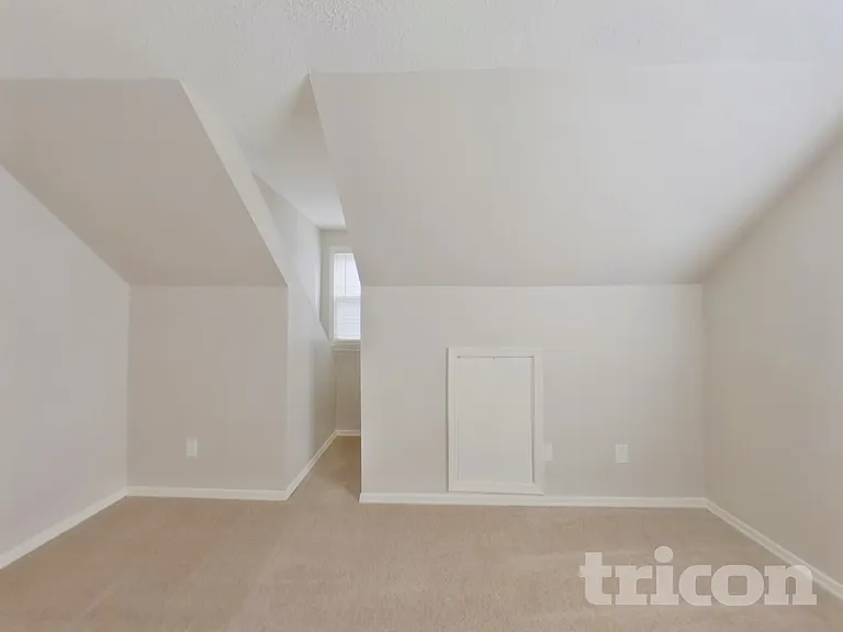9033 Trailhead Ct — Photo 12