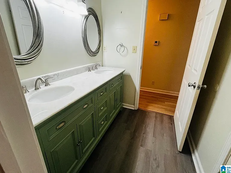 161 Mission Dr — Photo 11