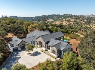 3979 Clearbrook Ct, Santa Rosa, CA 95403