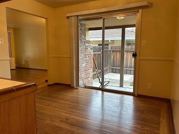 2nd image of 5305 Karbet Way
