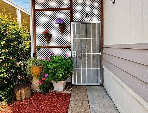 3rd image of 20401 Soledad Canyon Rd Space 406