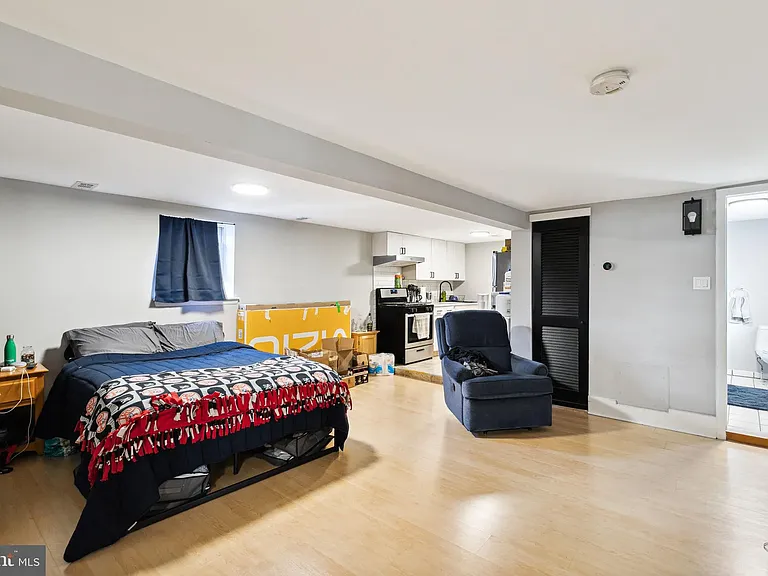 108 Queen St #3 — Photo 4