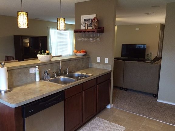 5th image of 224 Equestrian Dr