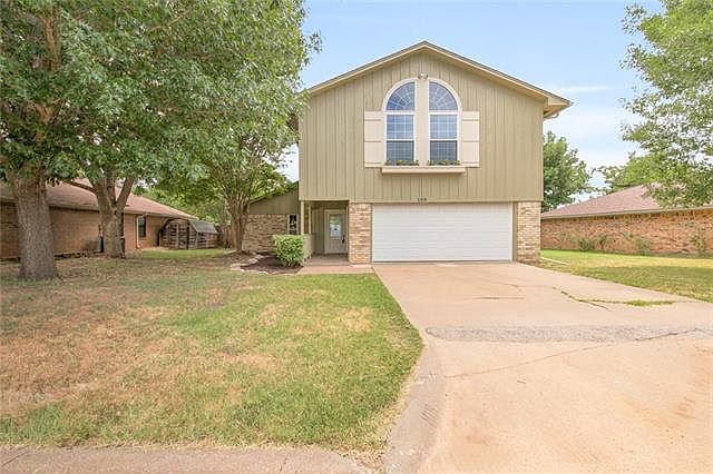 1st image of 109 Pecos St
