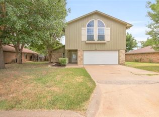 109 Pecos St, Glen Rose, TX 76043