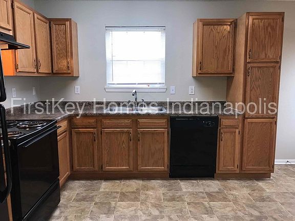 5th image of 6138 Longmeadow Dr