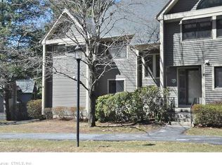 8 Riverview, Avon, CT 06001