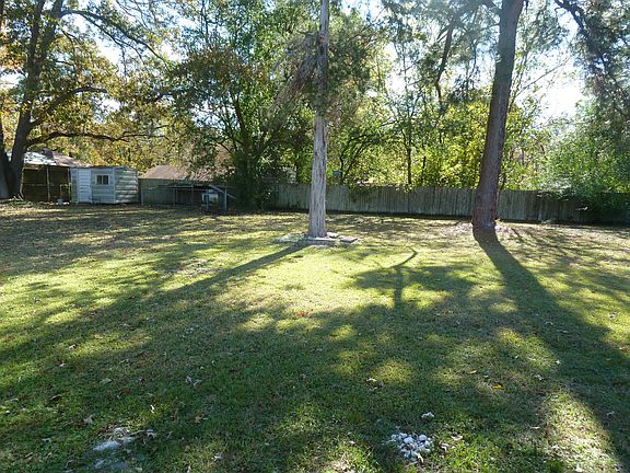 5th image of 731 Neal Dr