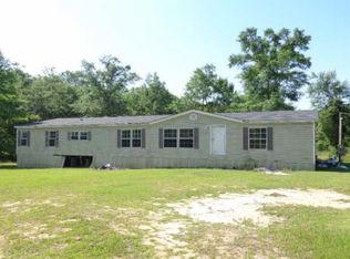 805 Sunday Rd, Chipley, FL 32428