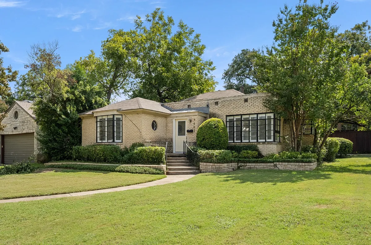 Building Photo - 6402 Vickery Blvd