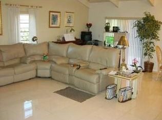 2276 Nova Village Dr, Fort Lauderdale, FL 33317