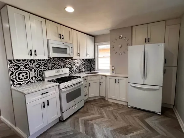 7702 4th Ave Floor 2, North Bergen, NJ 07047