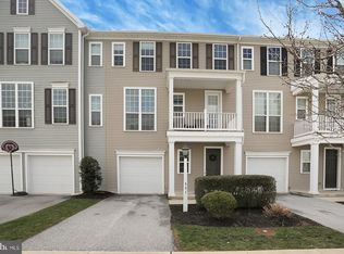 551 Fawn Ln, Hummelstown, PA 17036