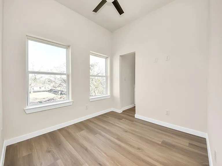 8025 Peachtree St #D — Photo 25