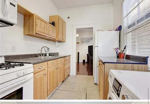 4600 S Carrollton Ave #1B — Photo 5