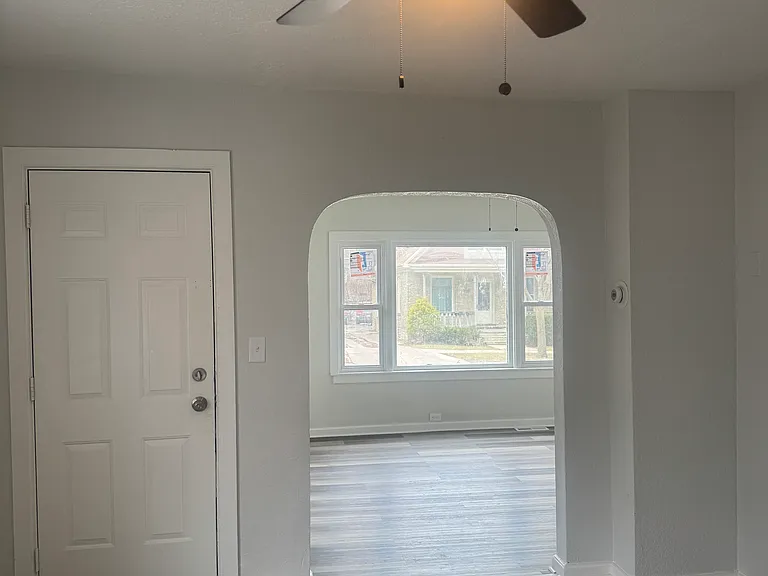 1620 Liberty St — Photo 6