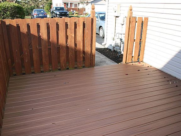 3rd image of 904 Stonegate Ct