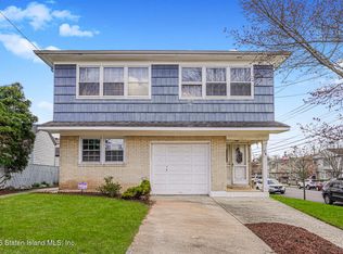 74 Caswell Ave, Staten Island, NY 10314