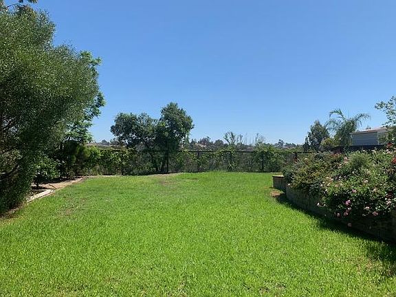 2nd image of 10262 Avenida Magnifica