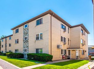 8549 Grand Ave APT 2N, River Grove, IL 60171