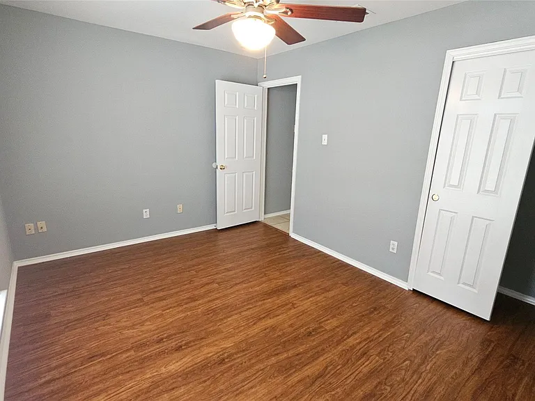 2241 Ada Ln — Photo 7