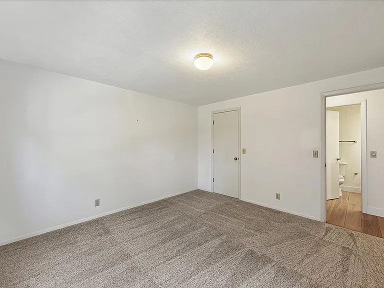 3117 S Waterbury Ln — Photo 13