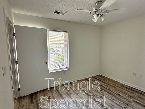 4th image of 1420 Collegiate Cir APT 101