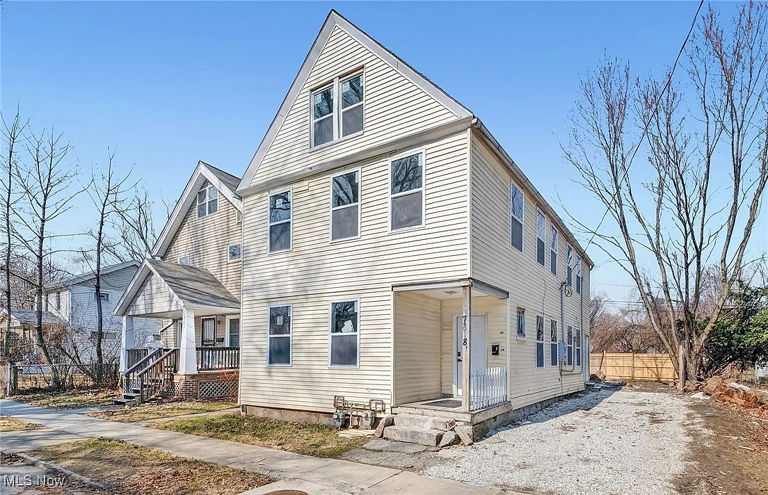 7818 Eve Ave photo 1