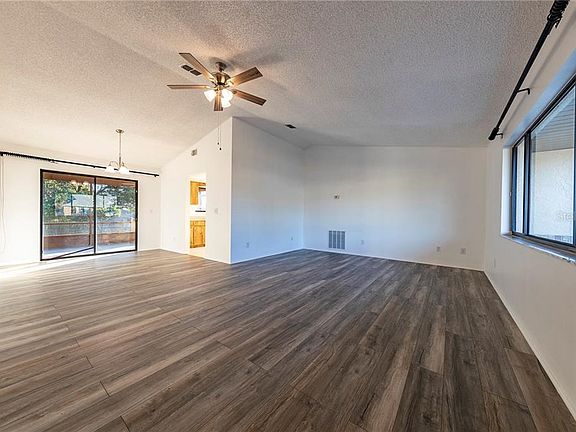 5th image of 919 N Atmore Cir