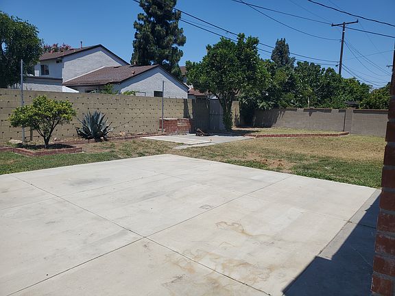 4th image of 13201 Hazel St