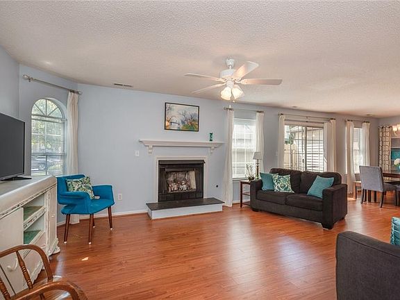 2nd image of 4688 Shallowford Cir