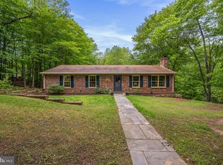 33 Fern Ct, Front Royal, VA 22630