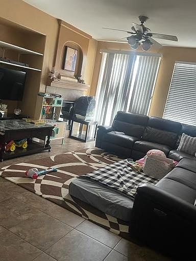 2nd image of 1831 Acari Ave
