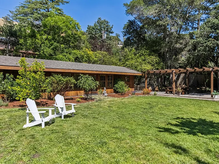 1156 Butterfield Rd — Photo 52