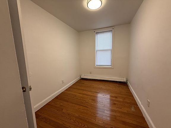 5th image of 27 E 17th St #3