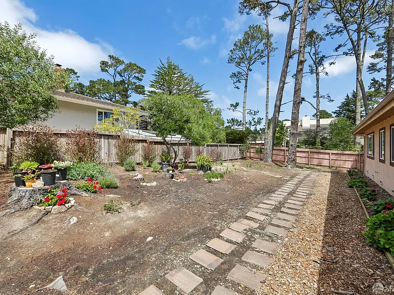 4052 Costado Rd — Photo 34