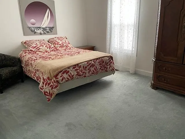 7600 Oster Dr — Photo 2