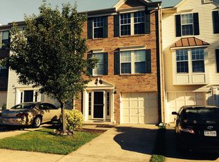 4411 Whisper Hill Ct, Fredericksburg, VA 22408