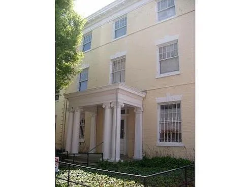 421 W Grace St Photo 1