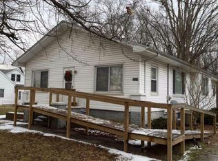 1308 N 14th St, Murphysboro, IL 62966