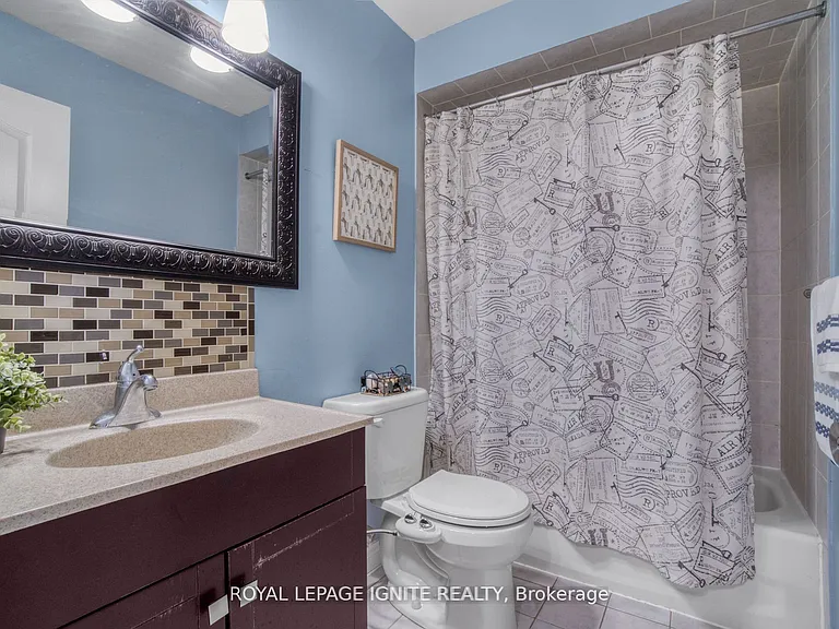 50 Marycroft Ct #UPPER — Photo 22