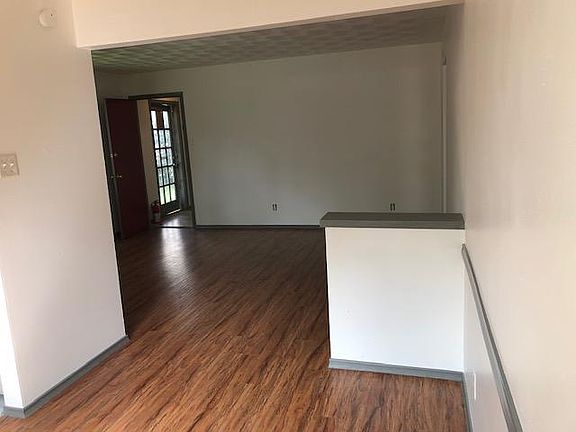 5th image of 4407 Cole Ave